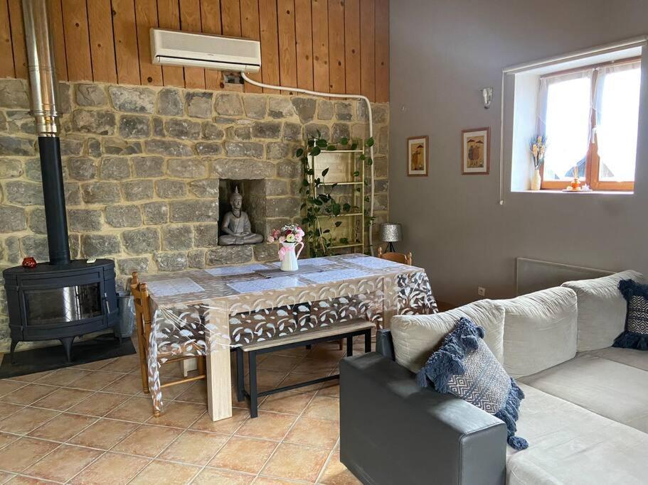 Villefloure Gite A La Ferme Avec Jacuzzi Et Sauna מראה חיצוני תמונה